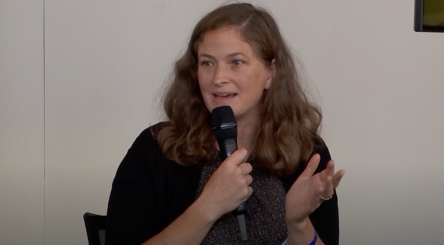 Lénaïg Bredoux (Mediapart) : « Changer les choses, c’est parfois difficile et ça prend du temps »