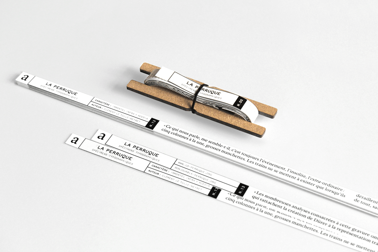 Image of typographic specimens from La Perruque. They are printed on very thin strips.